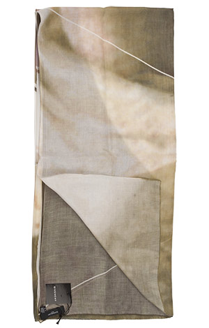 Scarves
Givenchy first view Scarves
Givenchy first view